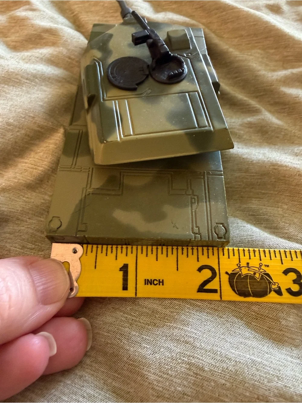 Toys “R” Us VTG Green Army Toy Tank